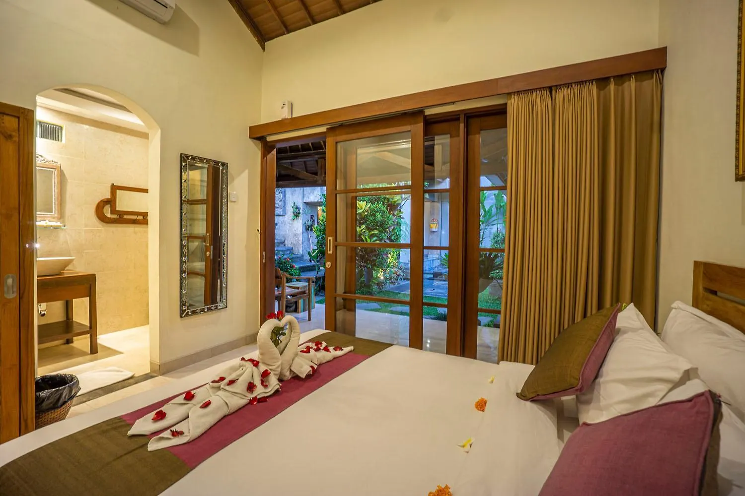 Newly Renovated 3Br Cozy Villa With Private Pool Ubud  Ubud (Bali)
